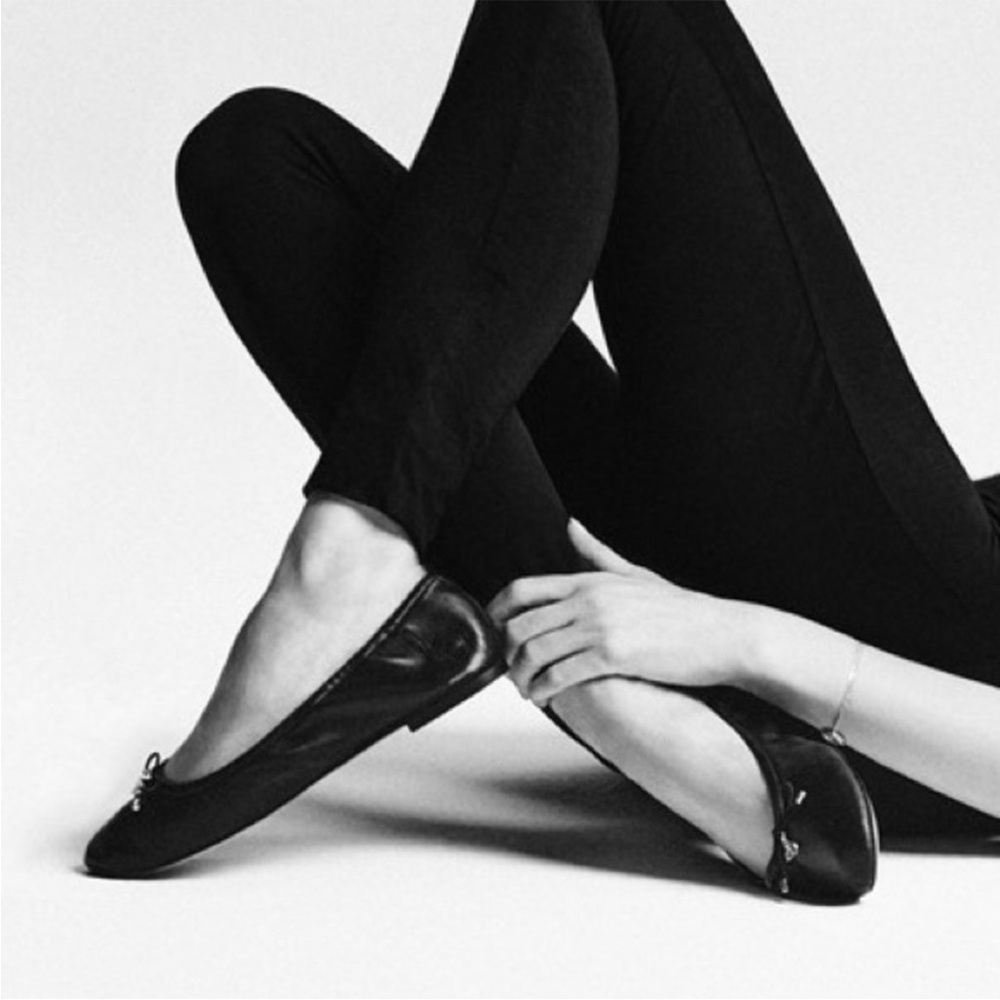SOLD❣️ Sam Edelman Elegant Black Leather Ballet Flats ~size 8 - Picture 4 of 9